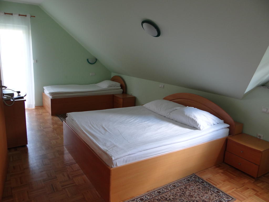 Rooms Hochkraut Celje Cameră foto